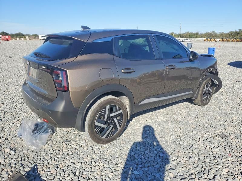 2025 Nissan Kicks sv