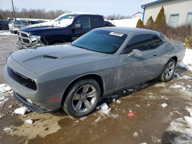 2019 Dodge Challenger sxt