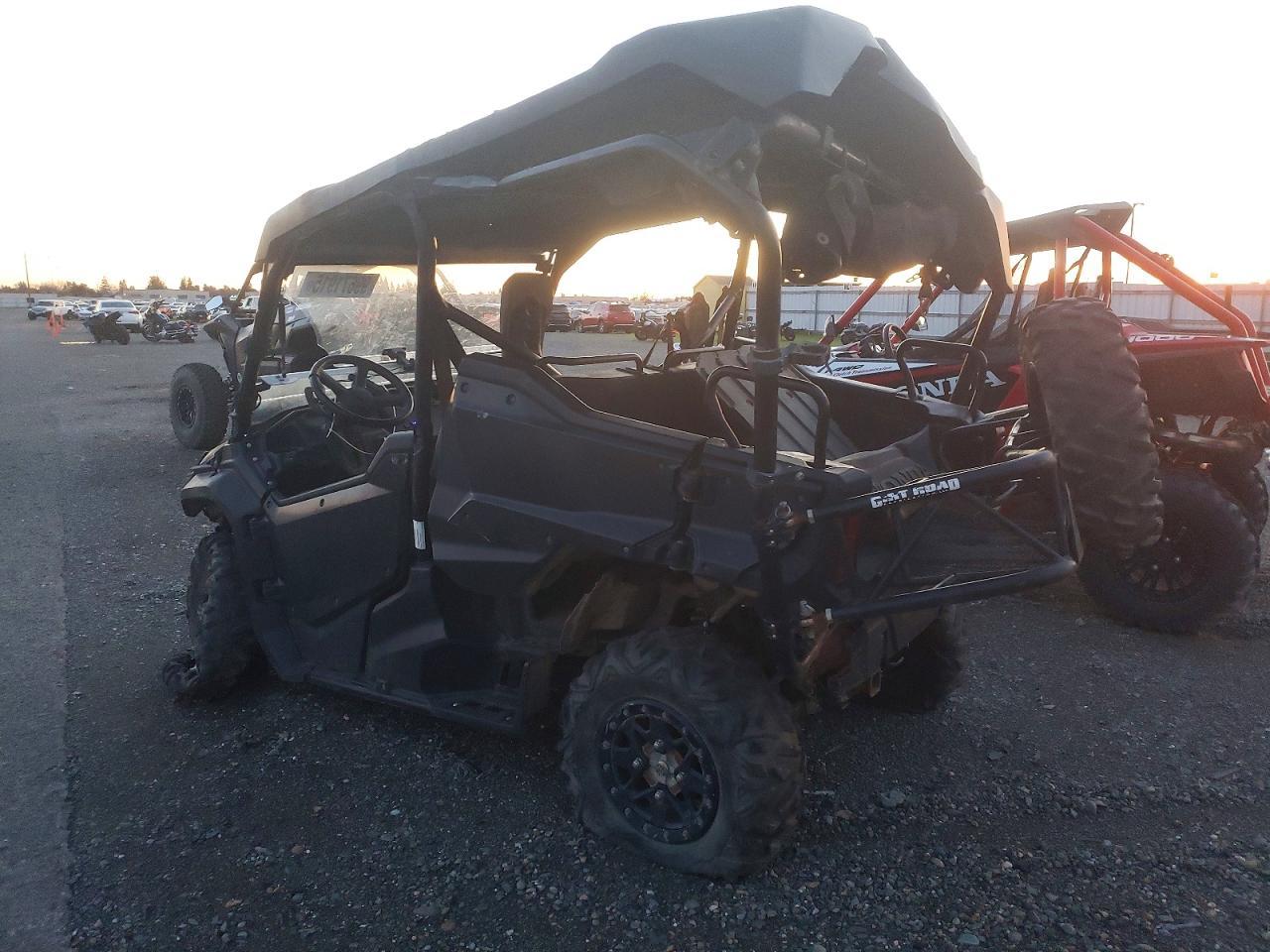 2019 Honda Pioneer 1000 Utility Vehicle