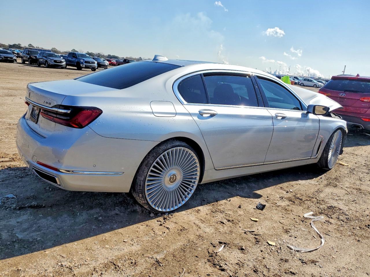 2020 BMW 740 i