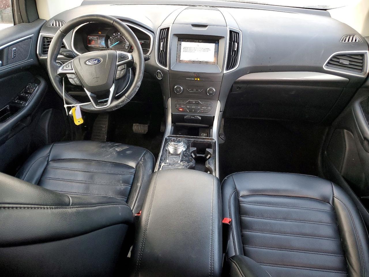 2019 Ford Edge sel