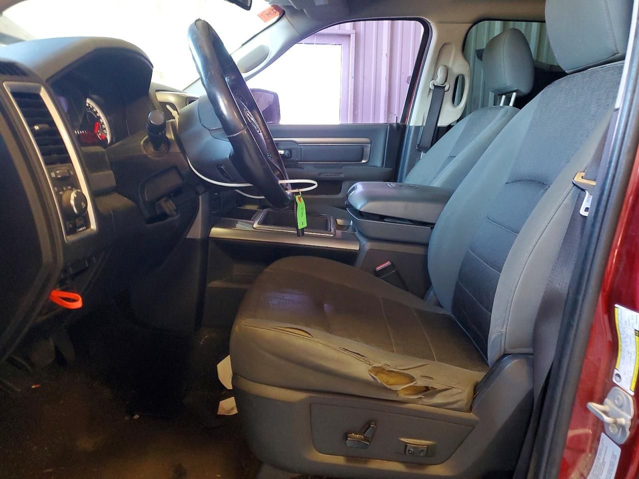 2015 Dodge Ram 1500 slt