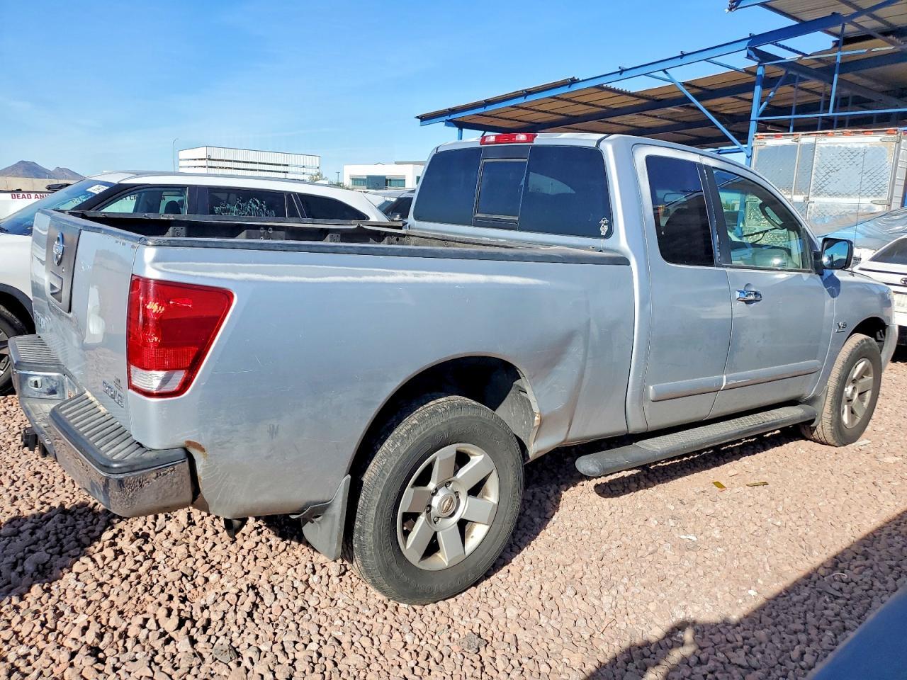 2004 Nissan Titan xe