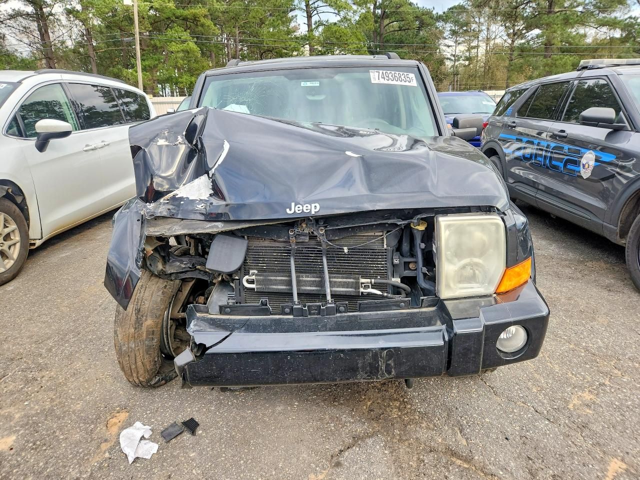 2008 Jeep Commander Sport