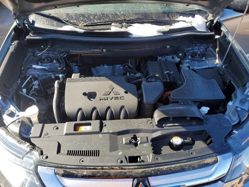 2017 Mitsubishi Outlander es