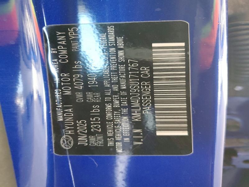 2025 Hyundai Elantra Blue