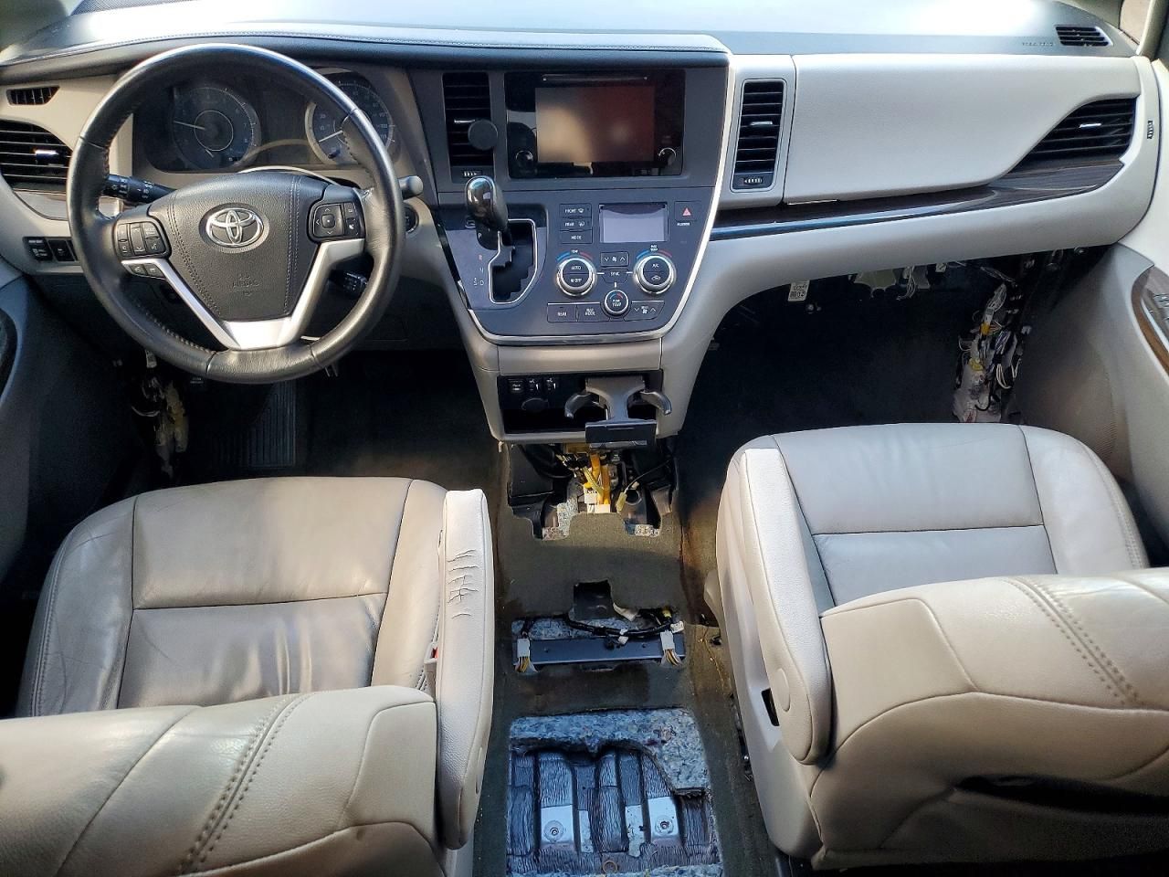 2015 Toyota Sienna xle