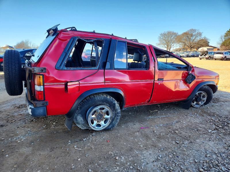1995 Nissan Pathfinder xe