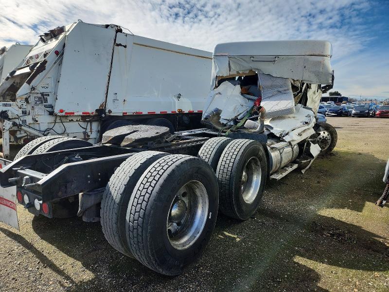 2019 Kenworth T680 Semi Truck