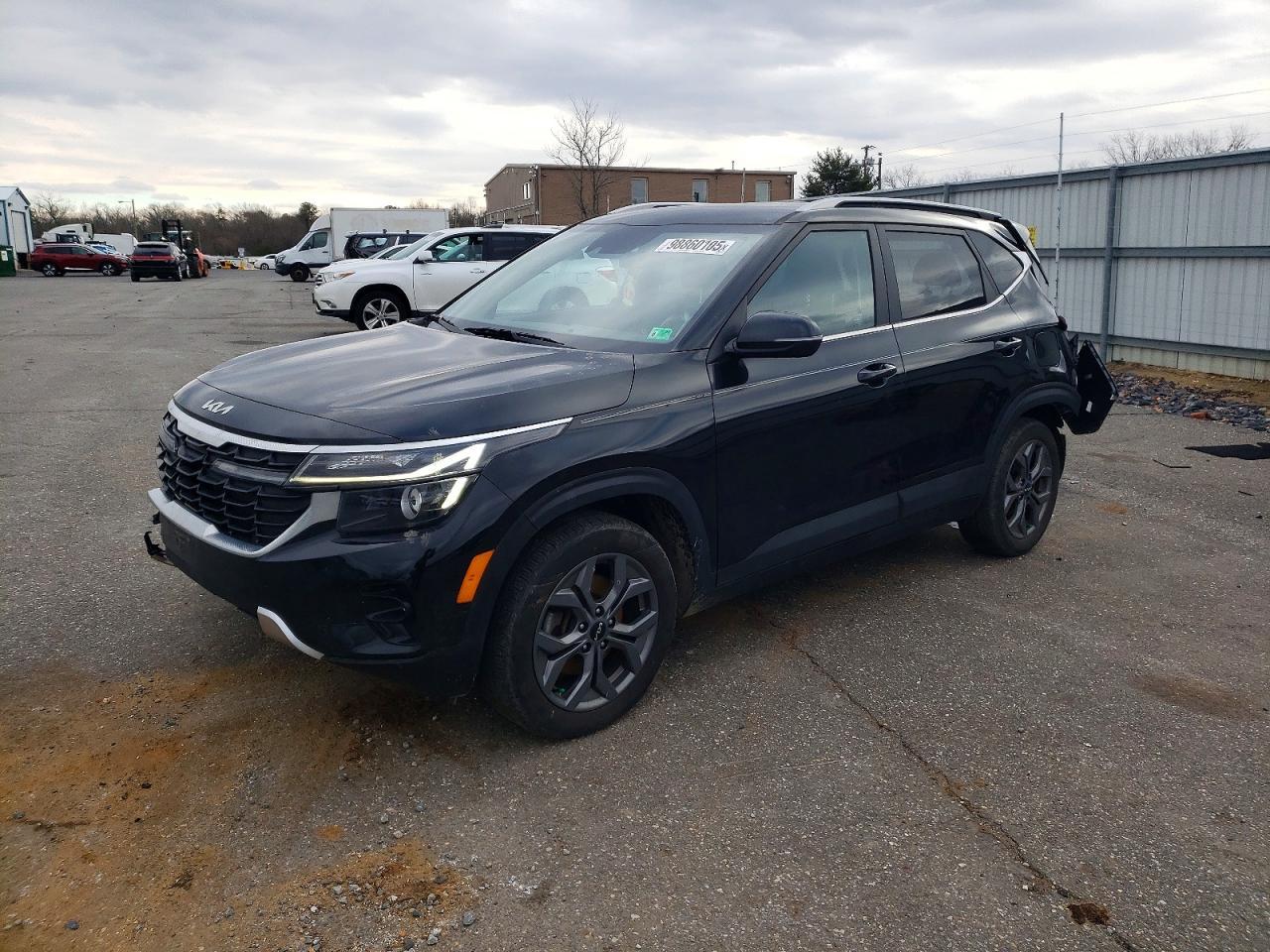 2024 KIA Seltos s