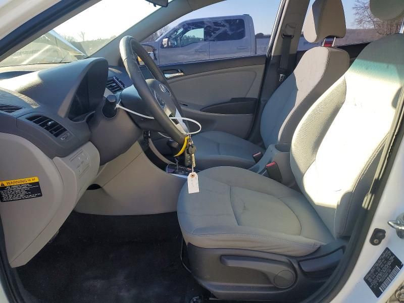 2012 Hyundai Accent gls