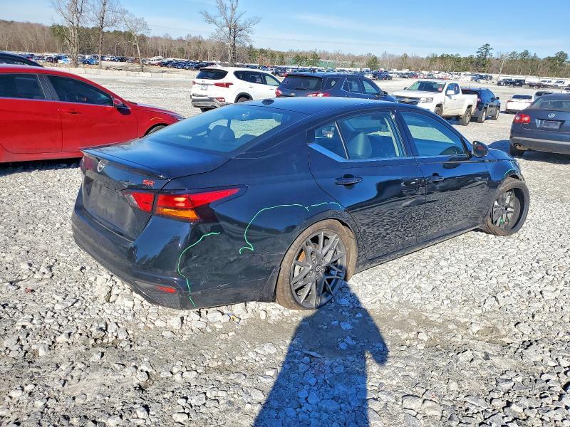 2024 Nissan Altima sr