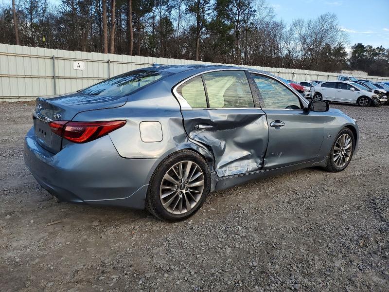 2018 Infiniti Q50 Luxe