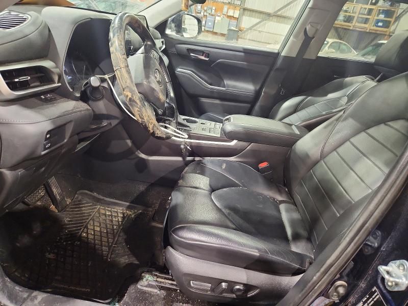 2021 Toyota Highlander xle