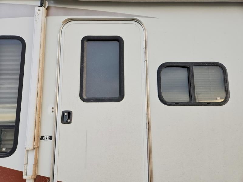 2012 Starcraft Trailer