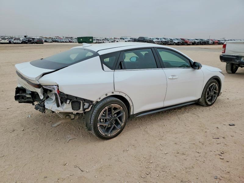 2025 KIA K4 gt Line