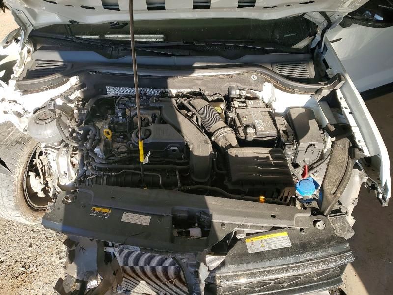 2023 Volkswagen Taos se