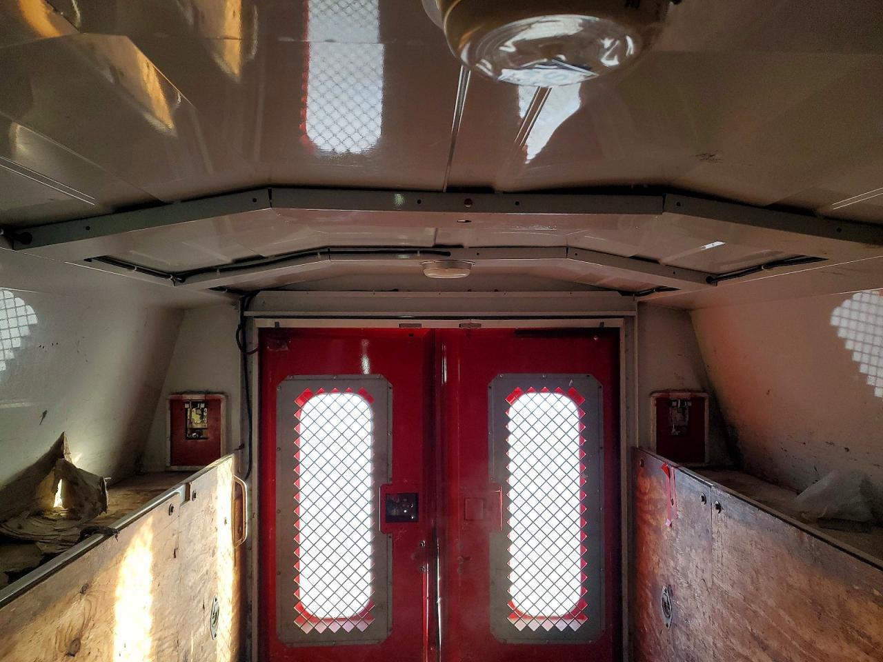 2006 Chev Rolet Express Utility / Service Truck