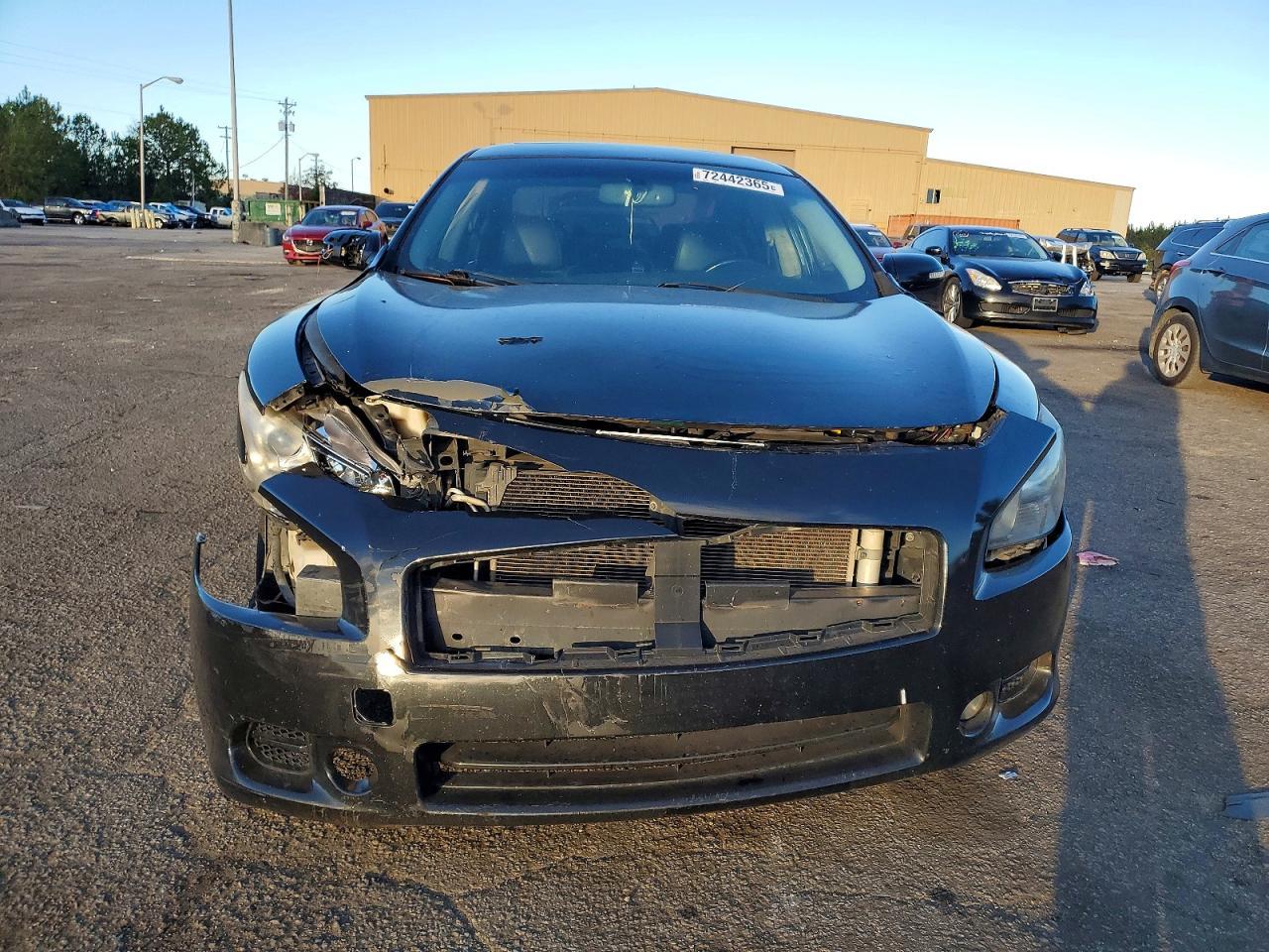 2013 Nissan Maxima s