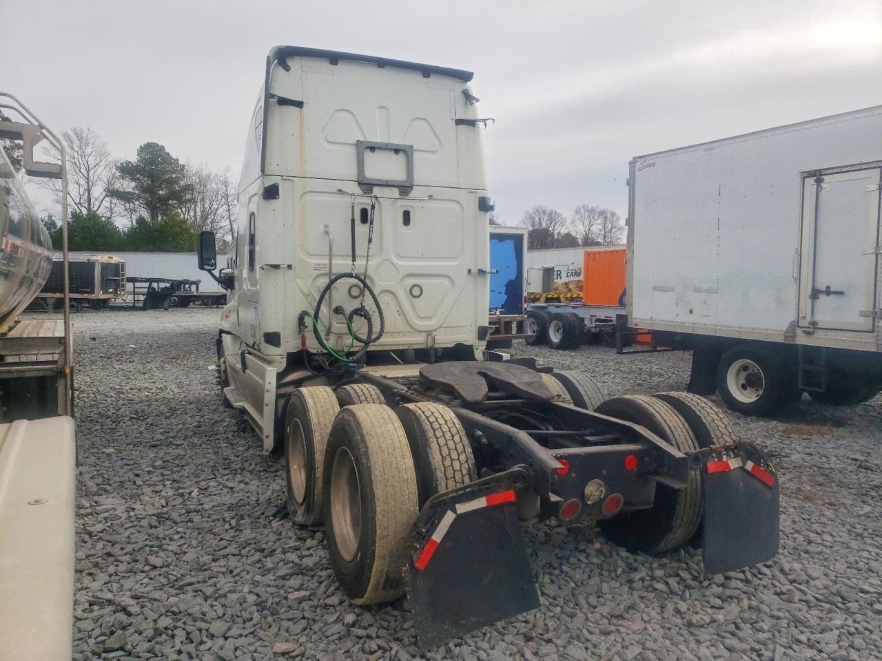 2019 Freigliner 2019 Freightliner Cascadia 125 Semi Truck