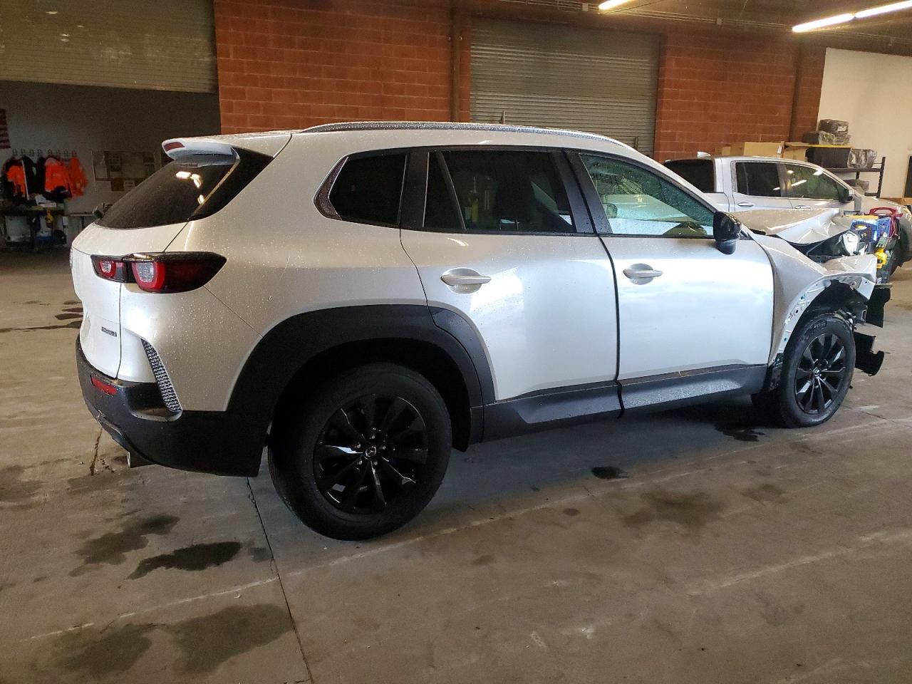 2025 Mazda Cx-50 Select