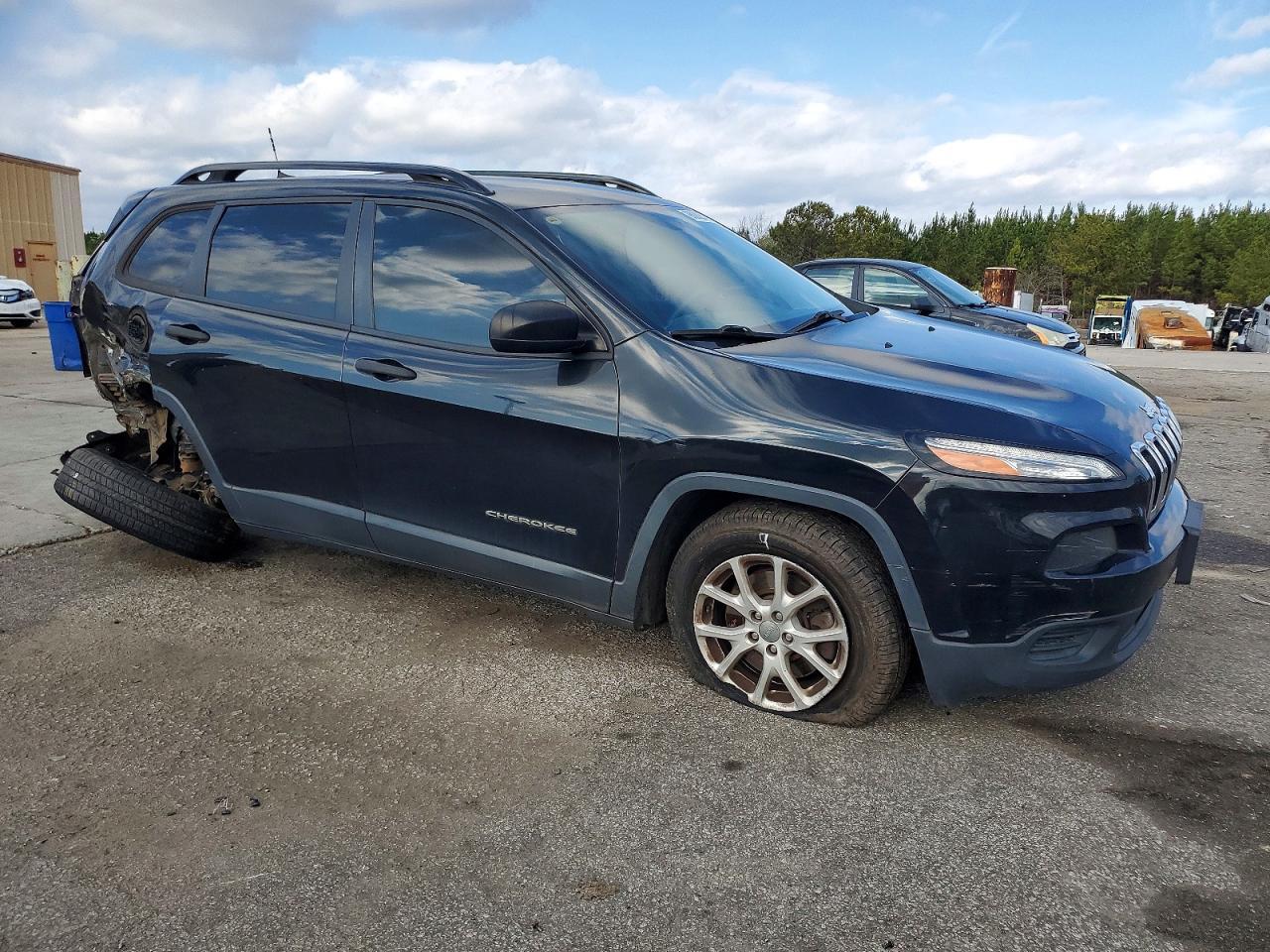 2016 Jeep Cherokee Sport