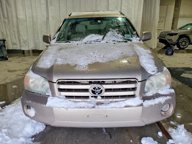 2004 Toyota Highlander