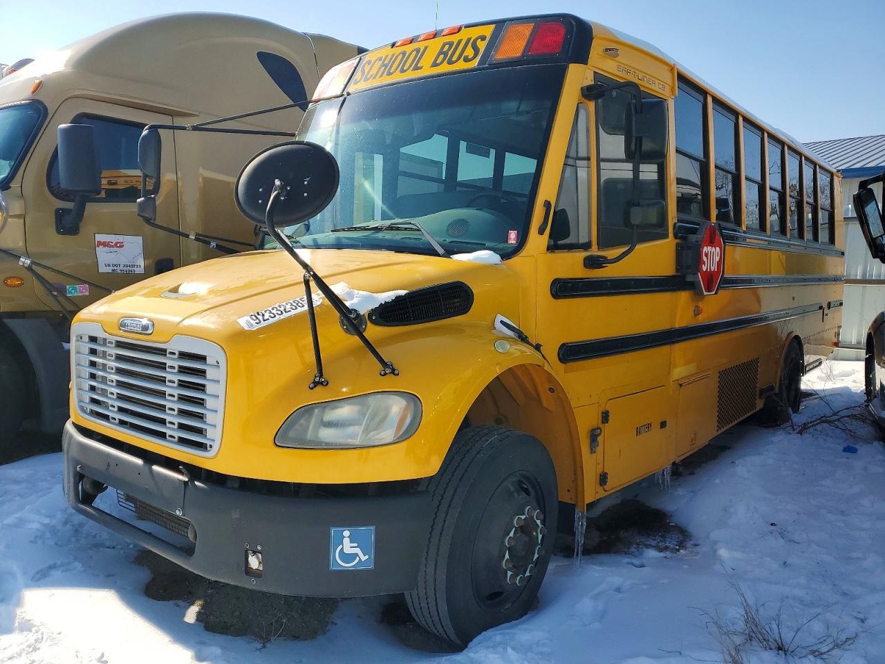 2012 Freightliner Chassis B2