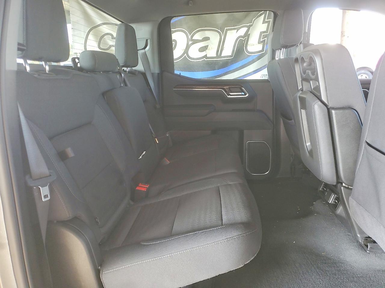 2025 GMC Sierra C1500 Elevation