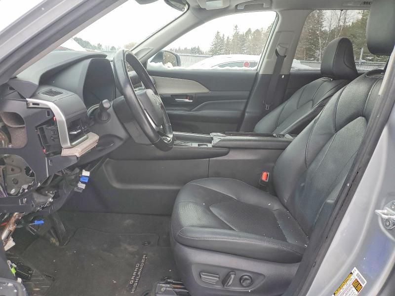 2024 Toyota Grand Highlander xle