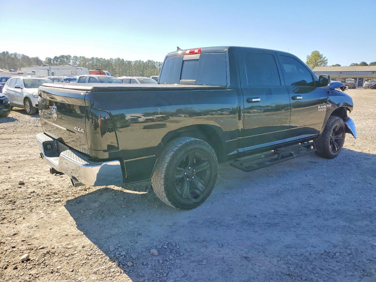 2016 Dodge Ram 1500 slt