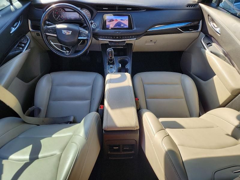 2020 Cadillac XT4 Luxury