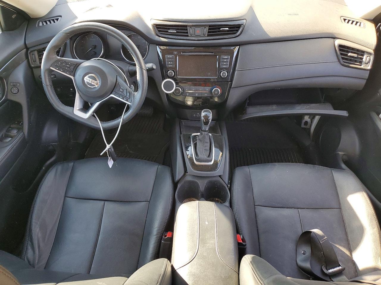 2020 Nissan Rogue s
