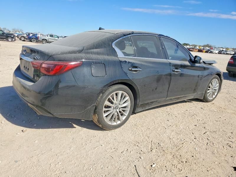 2021 Infiniti Q50 Luxe
