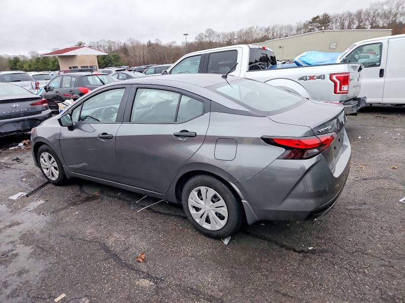 2025 Nissan Versa s