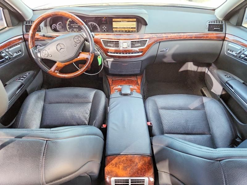 2012 Mercedes-Benz S 550