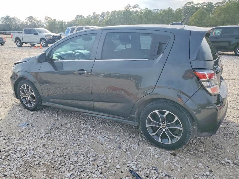 2017 Chevrolet Sonic lt