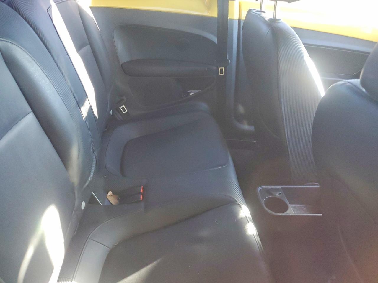 2012 Volkswagen Beetle