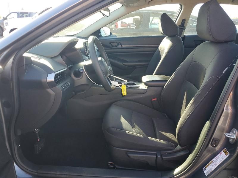 2024 Nissan Altima s