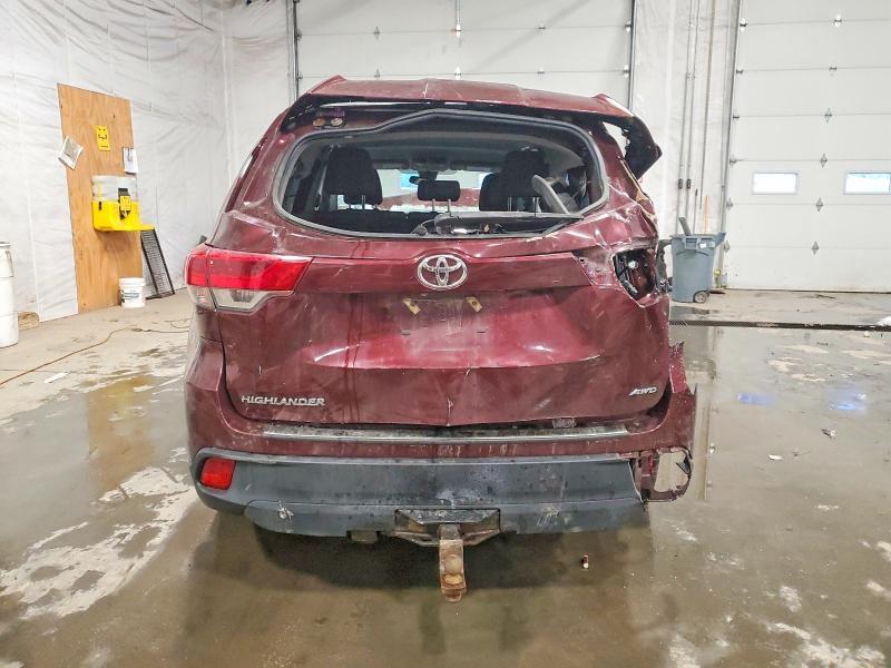 2018 Toyota Highlander le