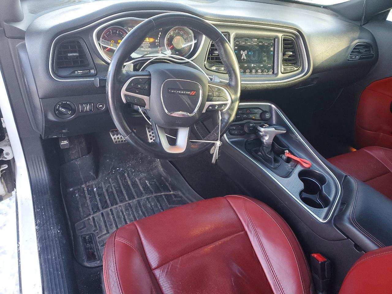 2017 Dodge Challenger gt