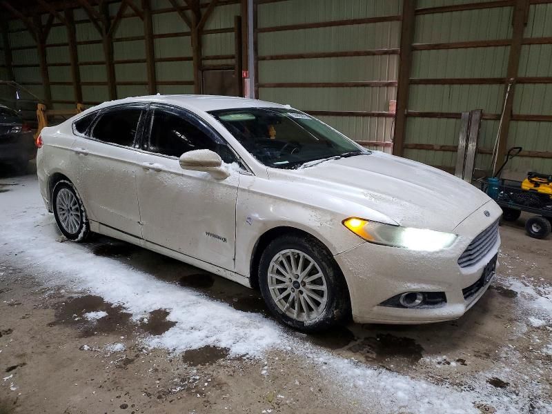 2014 Ford Fusion se Hybrid