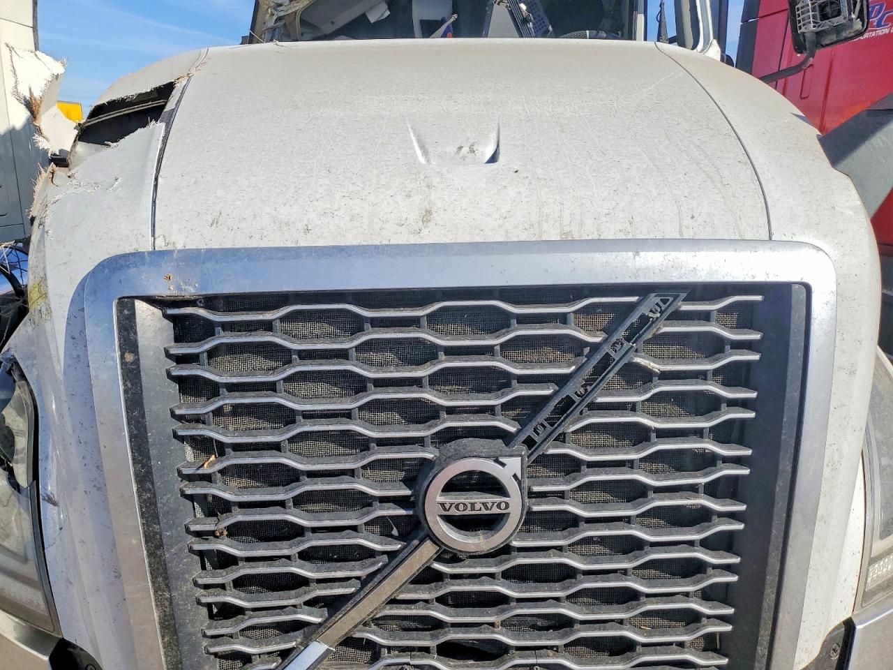 2021 Volvo VNL Semi Truck