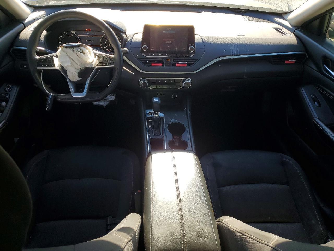 2019 Nissan Altima s