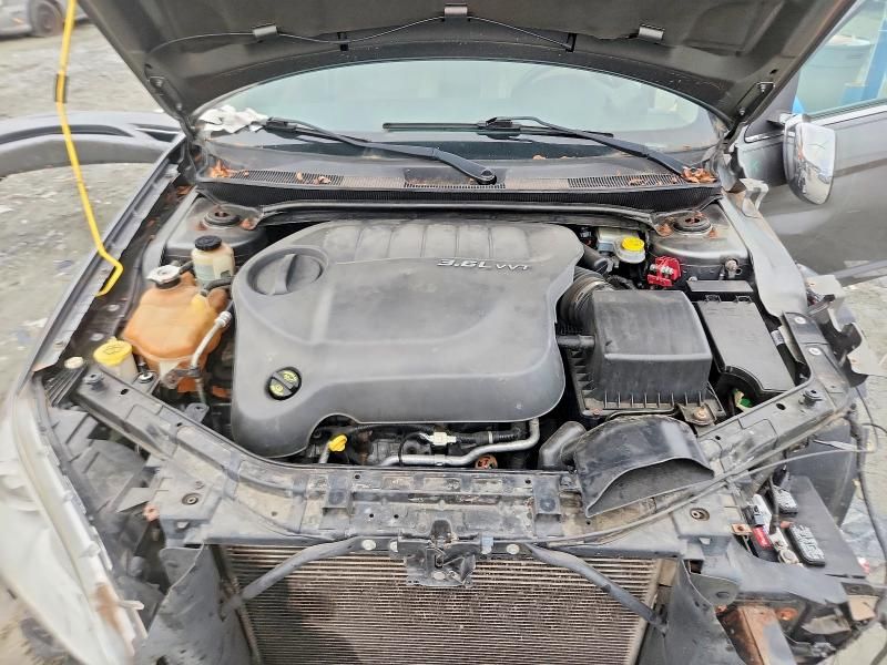 2013 Chrysler 200 Limited