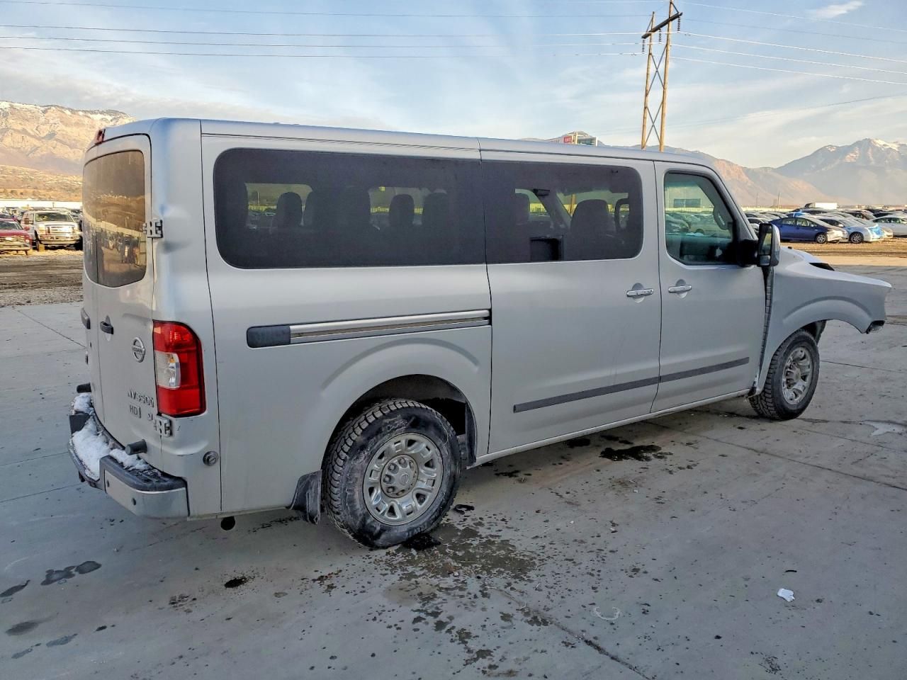 2015 Nissan Nv 3500 s
