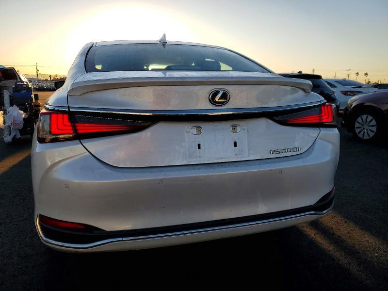 2025 Lexus Es 250 Base