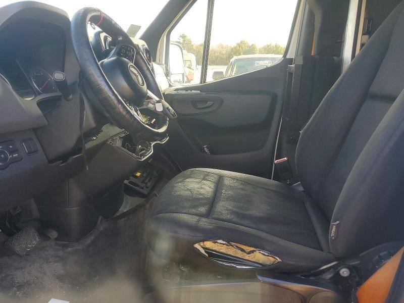 2019 Mercedes-Benz 2019 Mercedes Benz Sprinter 2500 Delivery van