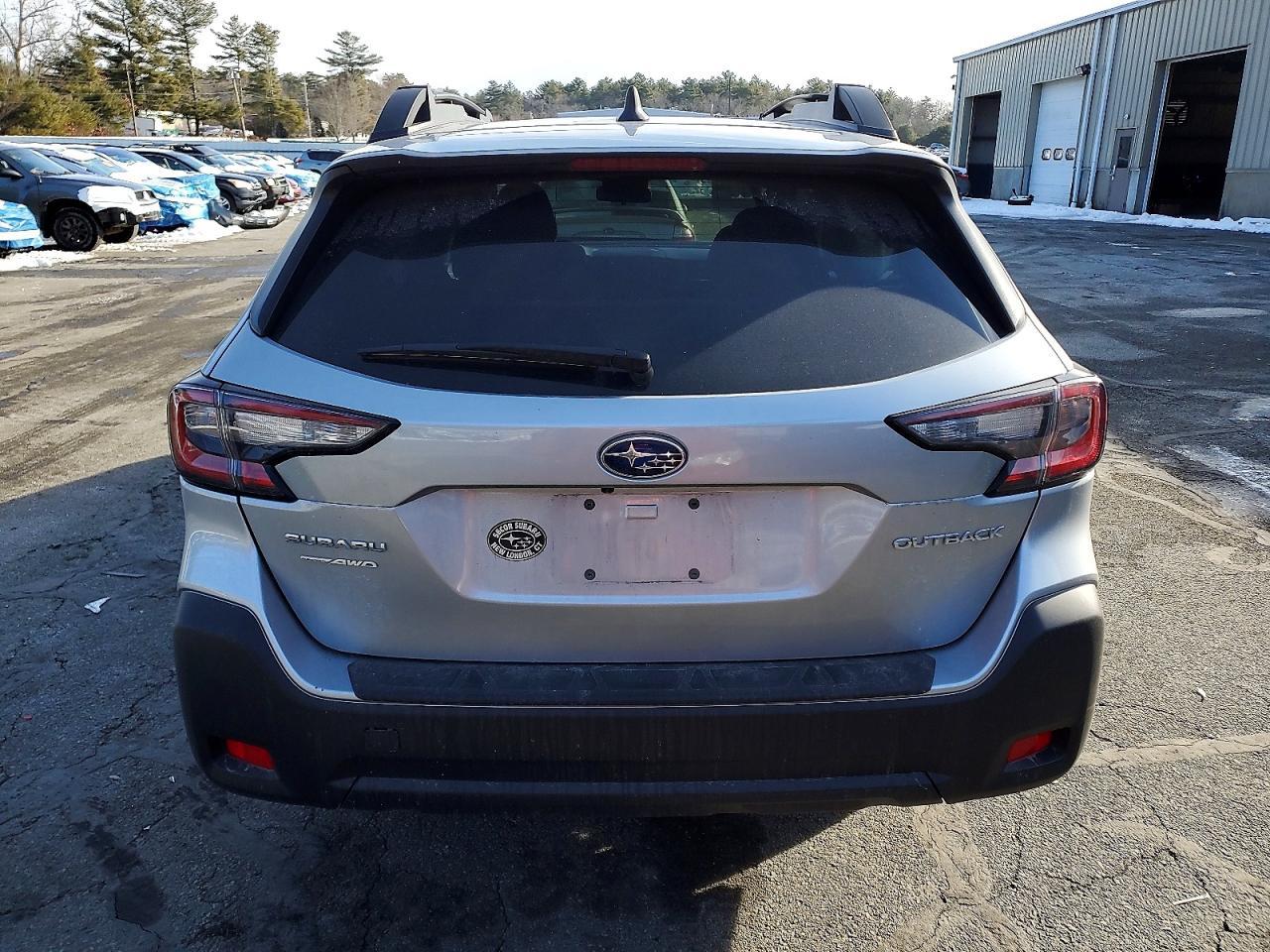2025 Subaru Outback Premium