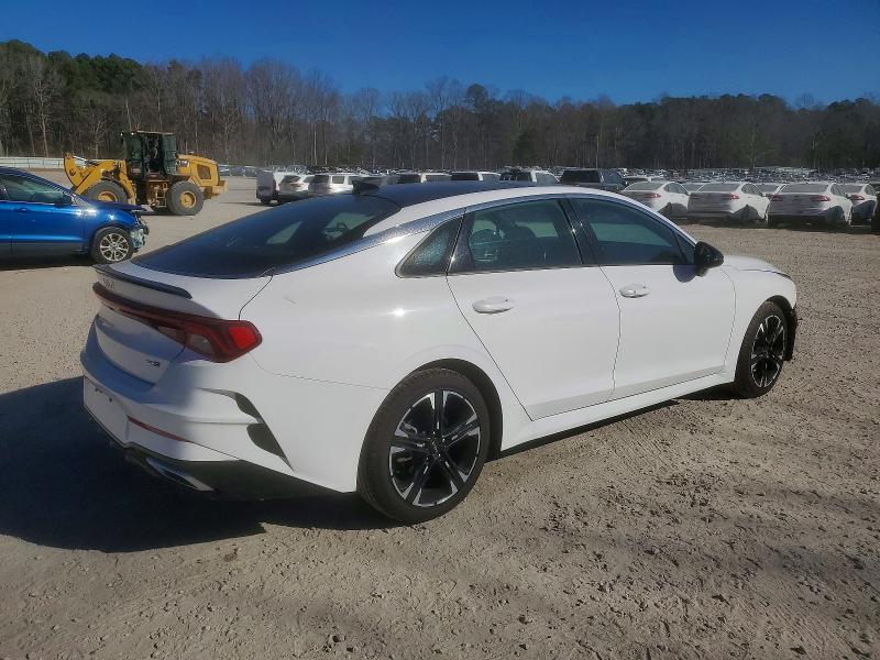 2022 KIA K5 gt Line